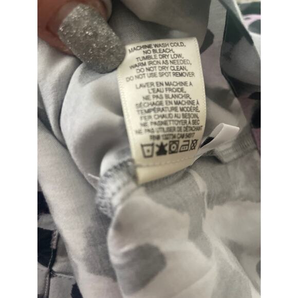 Anthropologie Cloth & Stone Sz L Animal Print Button Front Ecovero Blouse Gray - Picture 8 of 8